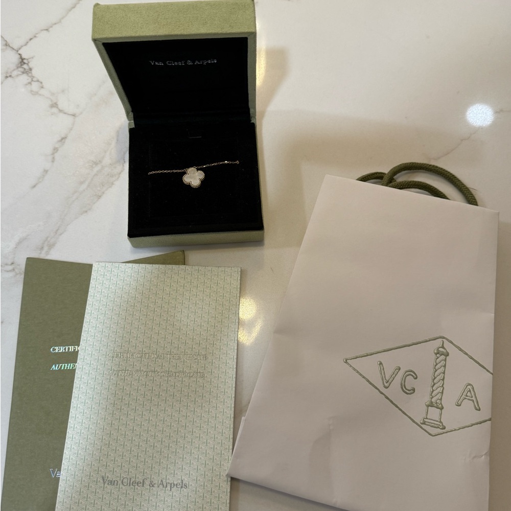 Van Cleef & Arpels Pearl Necklace